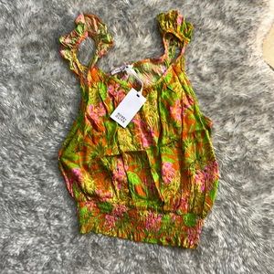 Rose + Olive XS Ruffled top